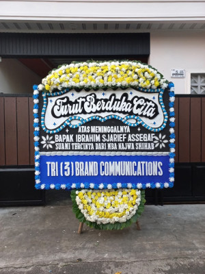 Papan Bunga Duka di Guguk Malintang
